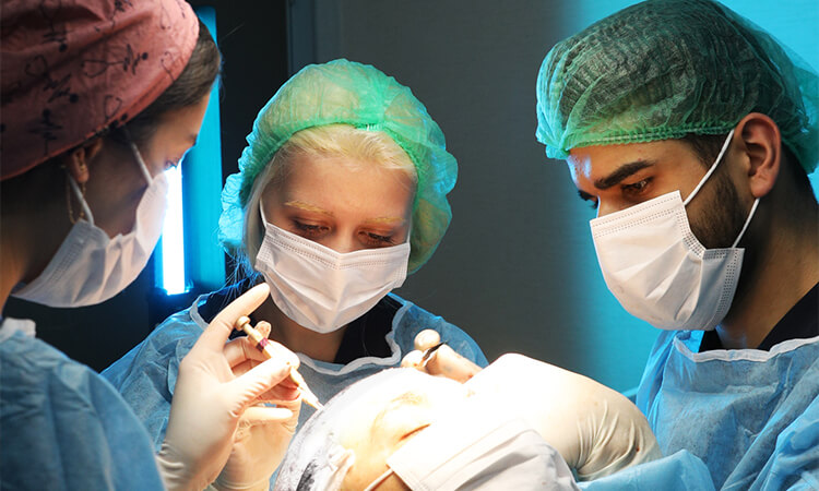 Success rate of hair transplant at Dr. Cinik clinic is above 97 percent